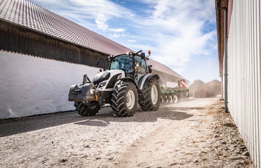 Valtra%2Dtrekkers+klaar+voor+precisielandbouw